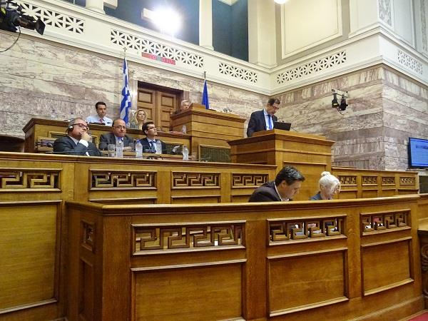 Cedefop's George Paraskevaidis speaking at the Greek Parliament